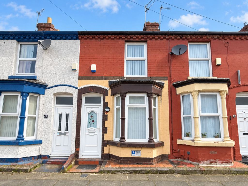 Property photo 1 of 12