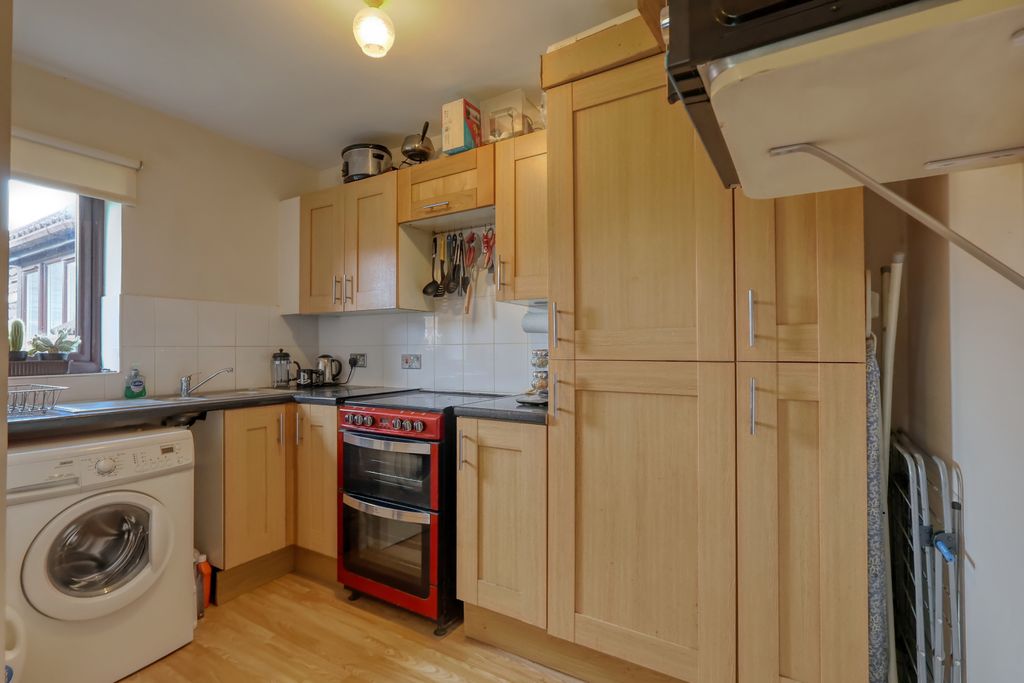 Property photo 3 of 9 Picture No. 08