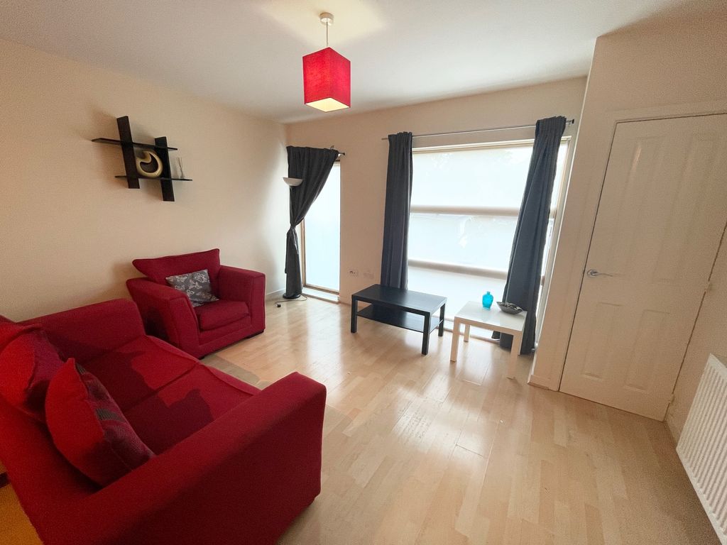 Property photo 3 of 8