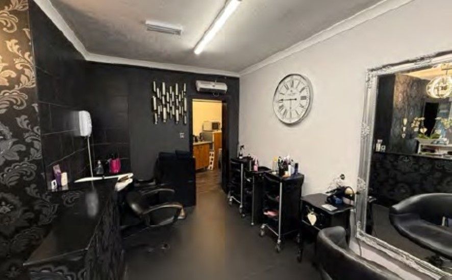 Property photo 3 of 7