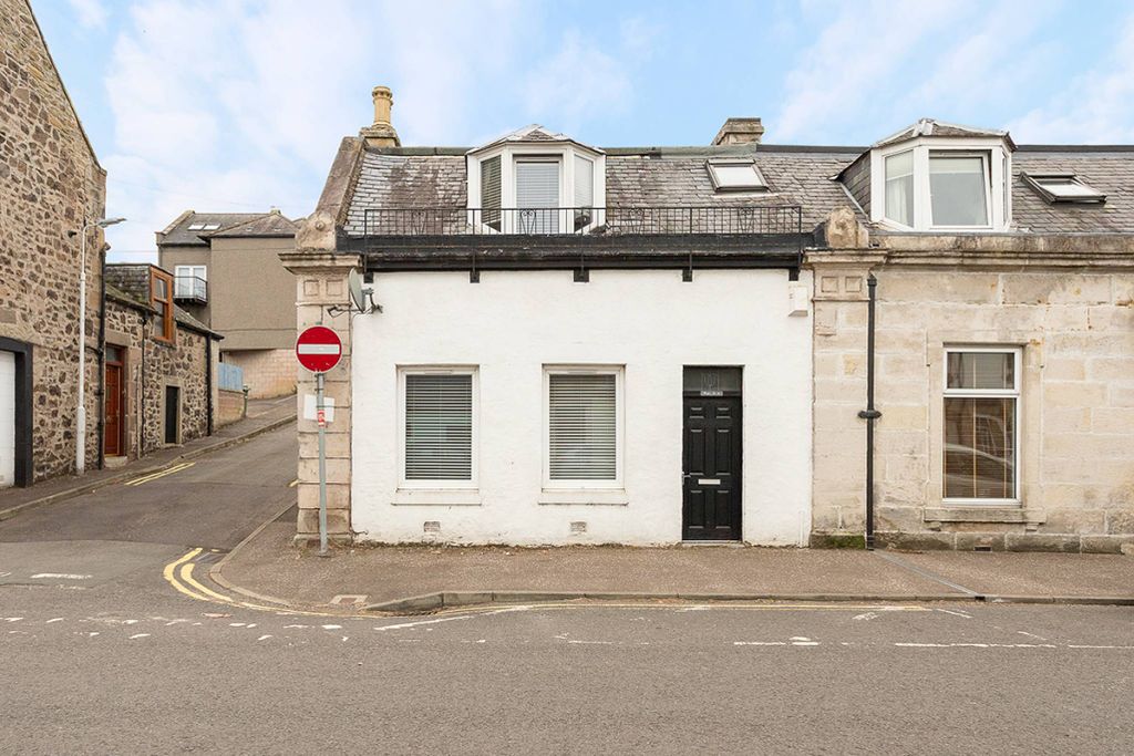 Property photo 1 of 23