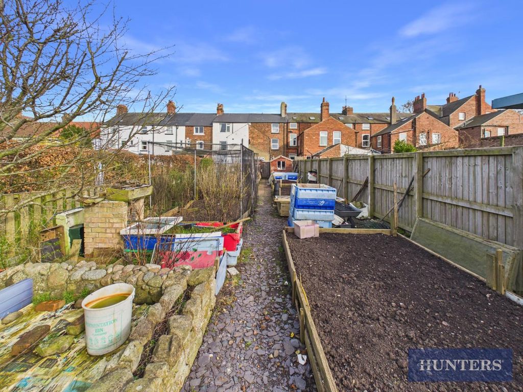 Additional image 12 of 5 bed terraced house for saleWest Avenue, Filey YO14
