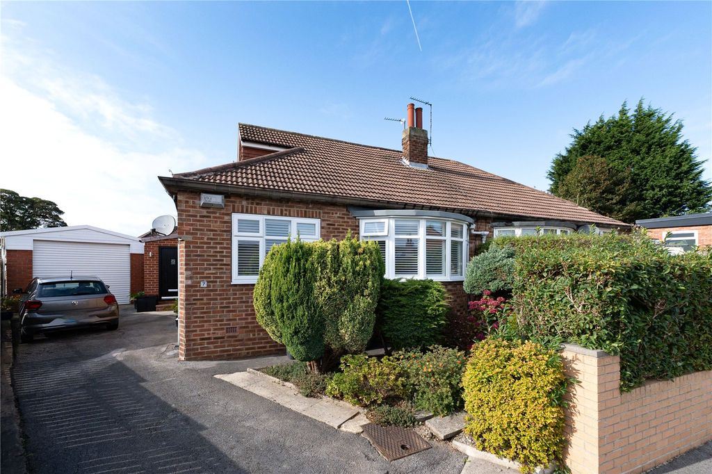 Property photo 1 of 20 Front