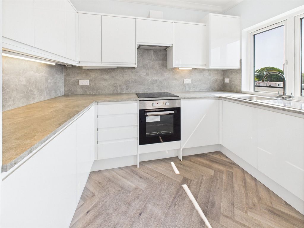 Property photo 1 of 20 Picture No. 37