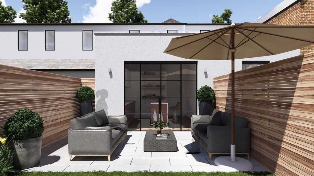 Property photo 3 of 5