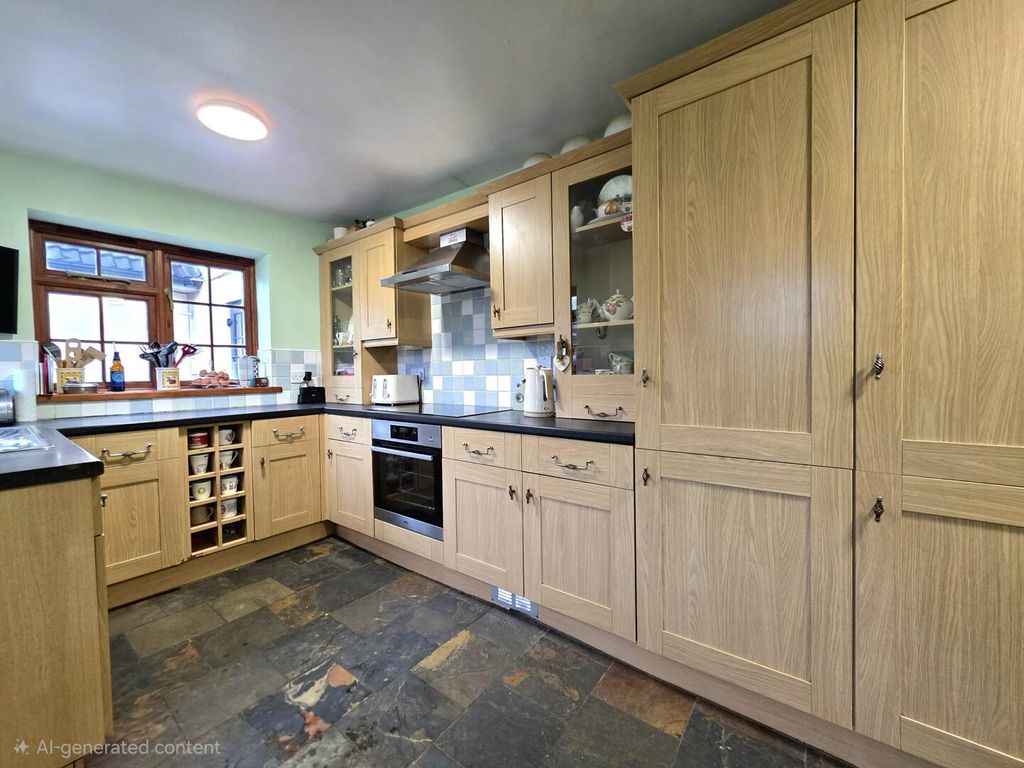 Property photo 3 of 38 Kitchen