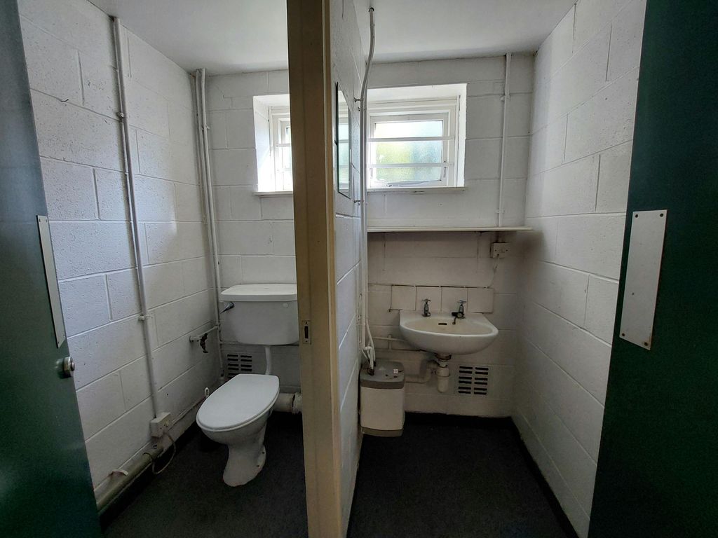 Property photo 3 of 5 20250925_105426.Jpg