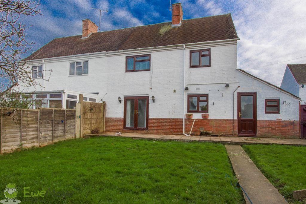 Property photo 3 of 15 Back