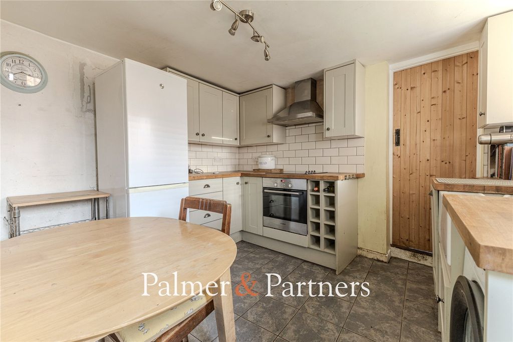 Property photo 3 of 15 Picture No. 05