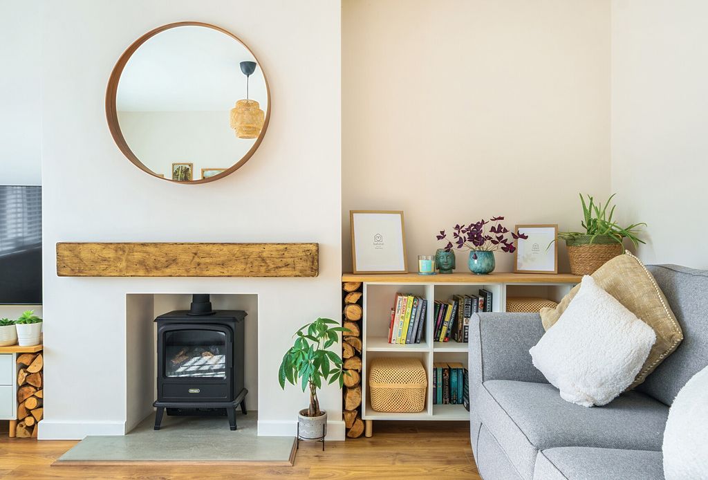 Property photo 3 of 17 1343787-1-68Ad758...