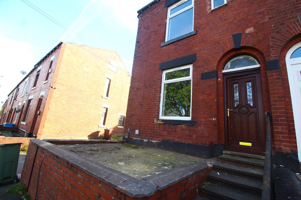Property photo 1 of 11
