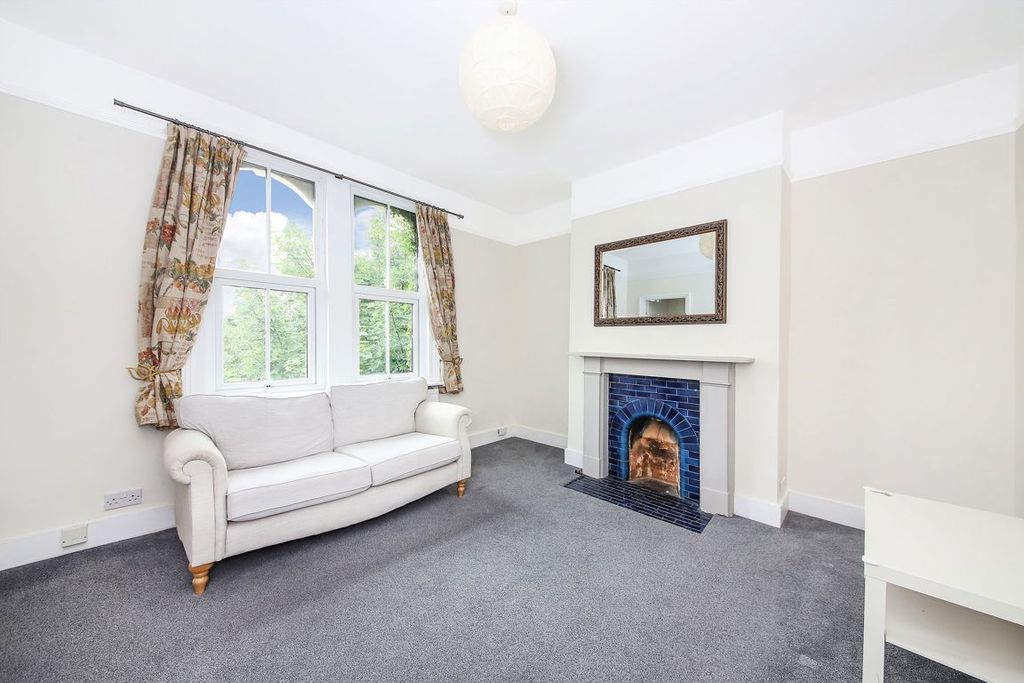 Property photo 2 of 4