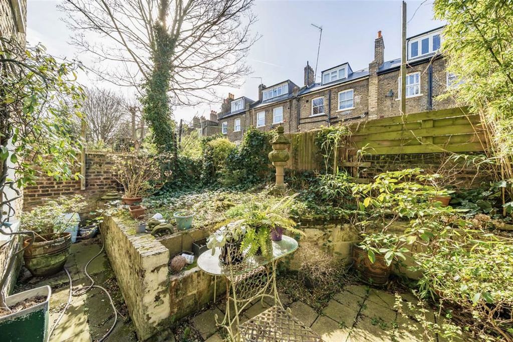 Property photo 2 of 2