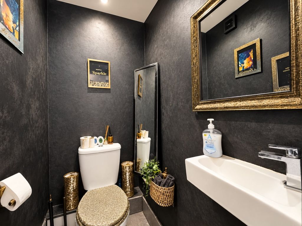 Property photo 3 of 5 Hair Salon Springfield Rd Harrow (3)
