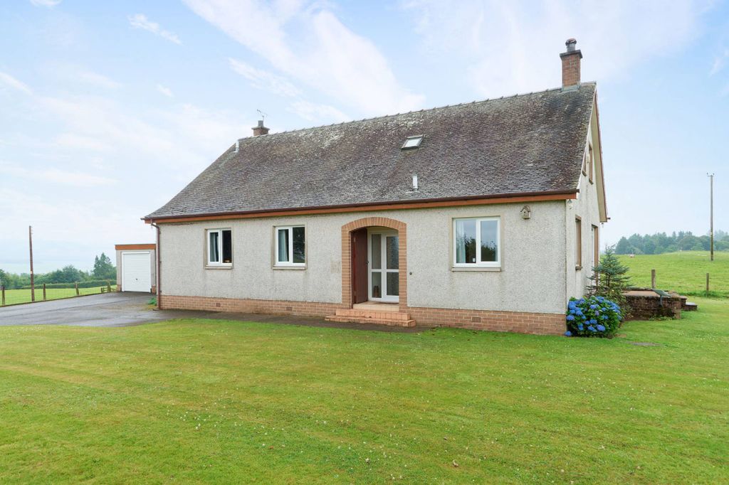 Property photo 1 of 30