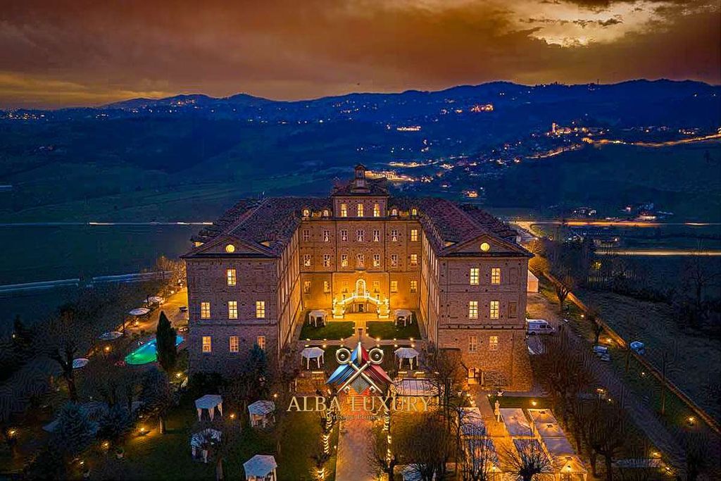 Property photo 2 of 30