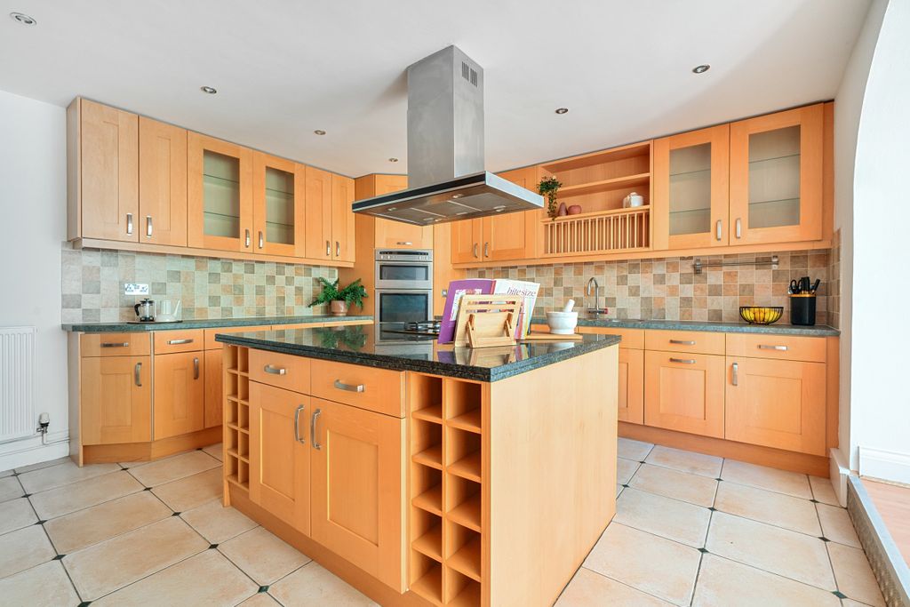Additional image 6 of 3 bed flat for saleGarden Flat, Sambourne, Sea Walls Road, Bristol BS9