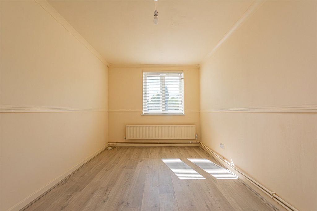 Property photo 3 of 6 Picture No. 03