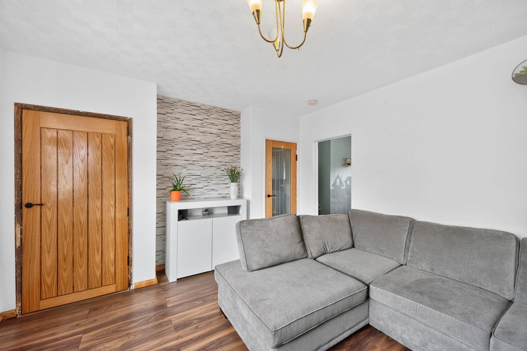 Property photo 3 of 18 Reception Room