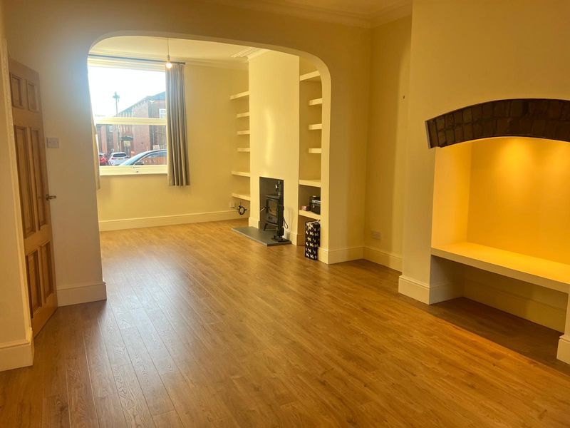 Property photo 2 of 17 Photo 12