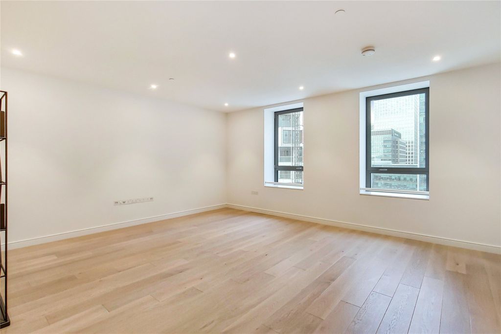 Property photo 2 of 11 Picture No. 02