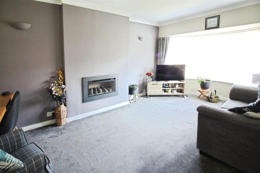 Property photo 2 of 13 Living Room