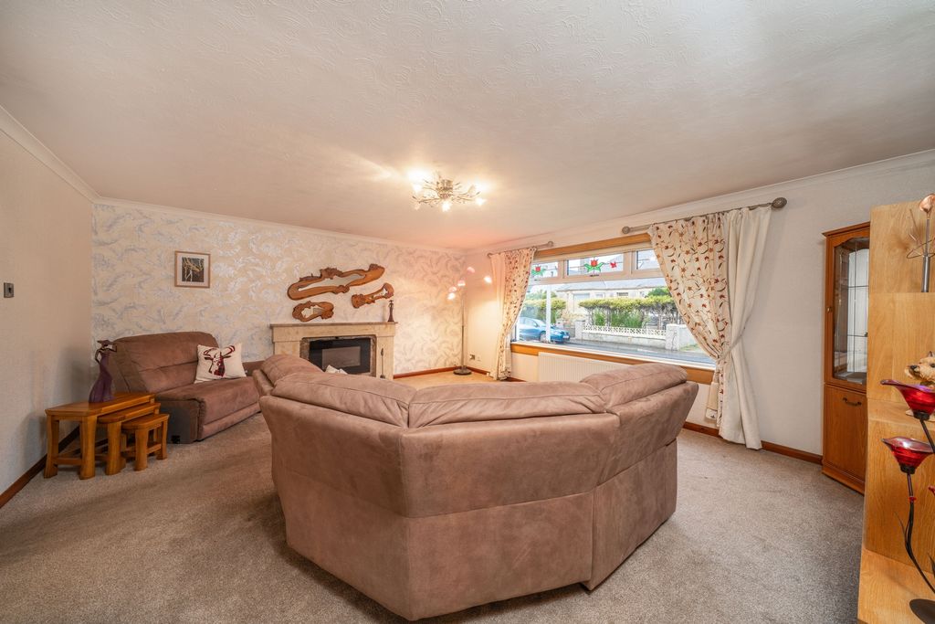 Property photo 3 of 30 Photo 15