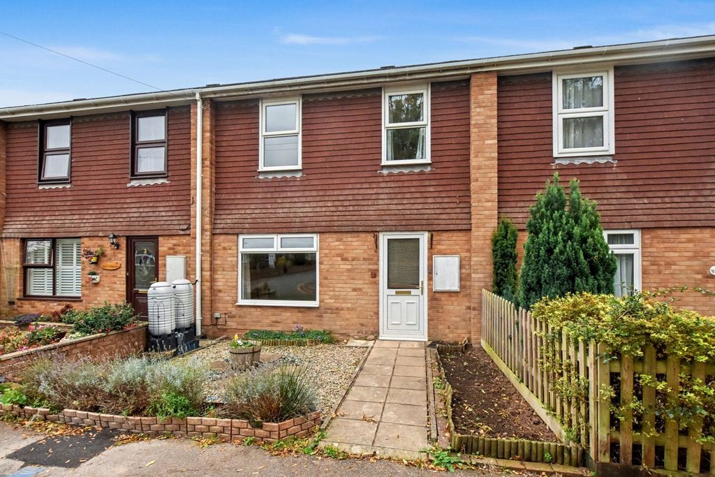 Property photo 1 of 11 Front