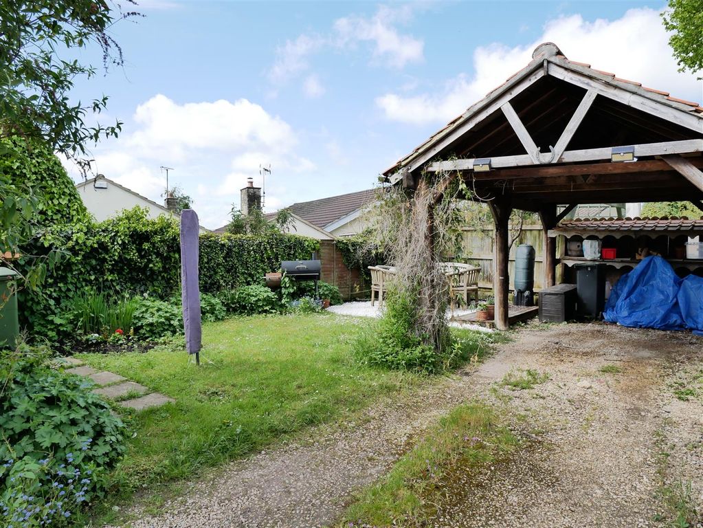 Property photo 3 of 16 P1210695.Jpg