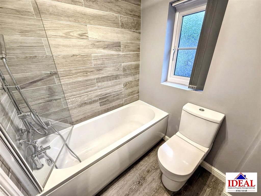 Property photo 3 of 19 Image00002.Jpg