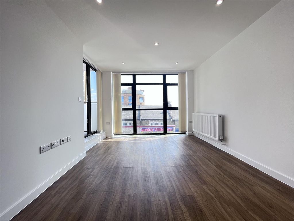 Property photo 3 of 8 Img_0931.Jpg