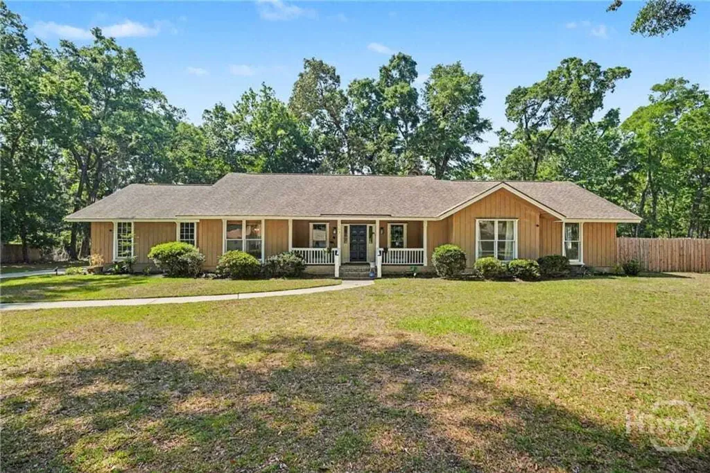 Property photo 1 of 31