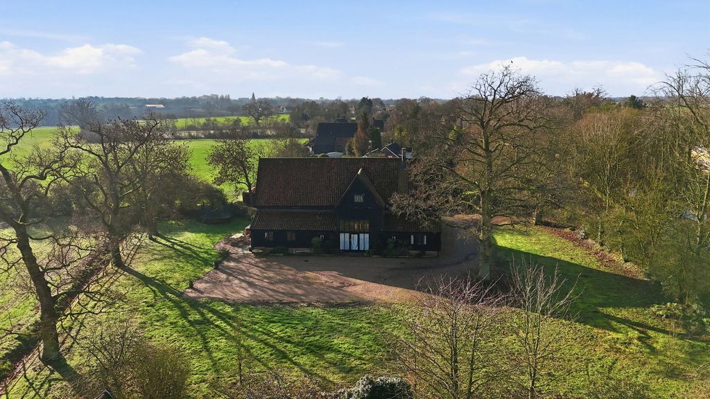 Property photo 1 of 35