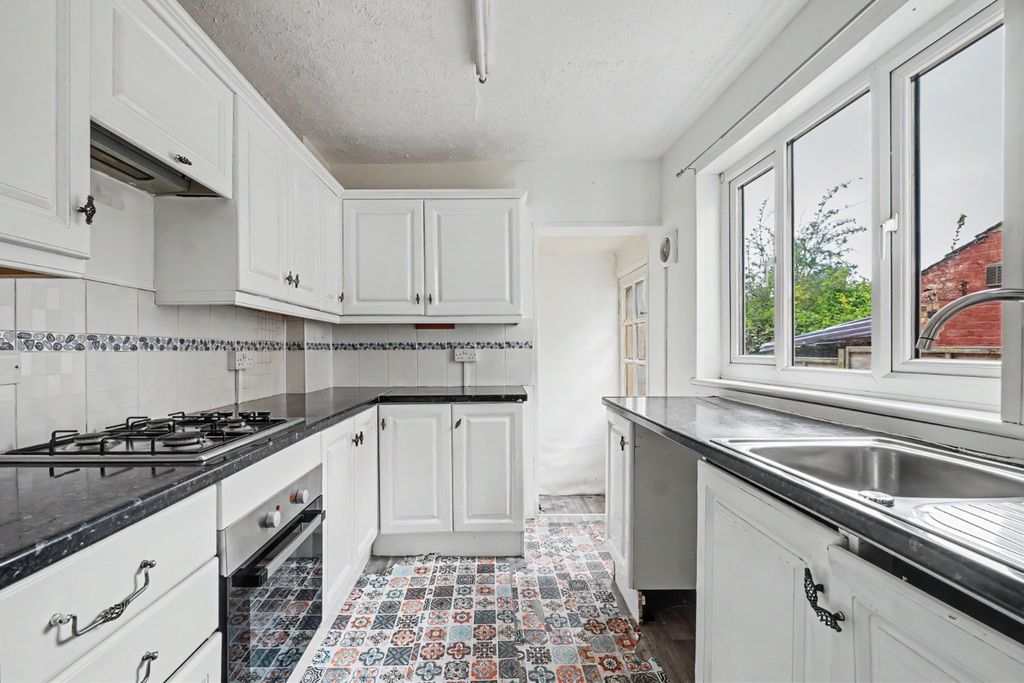 Property photo 3 of 14 4632305