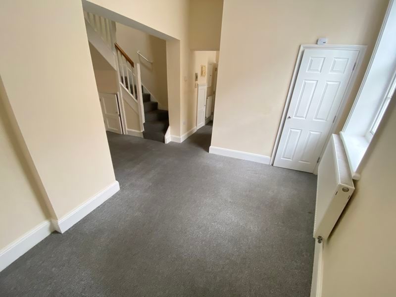 Property photo 2 of 8 Photo 2