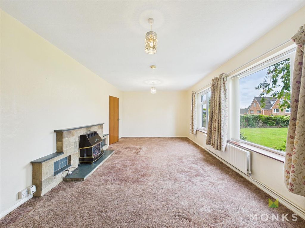 Property photo 3 of 18 Cam01420G0-Pr0648-Still003.Jpg