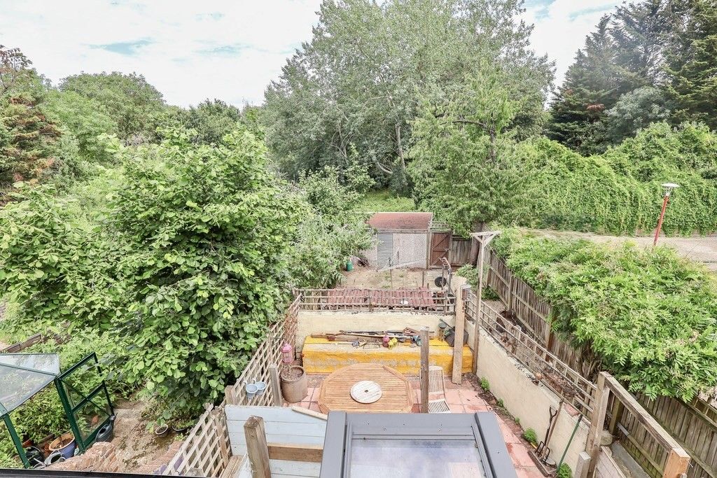 Property photo 3 of 14 Elm1