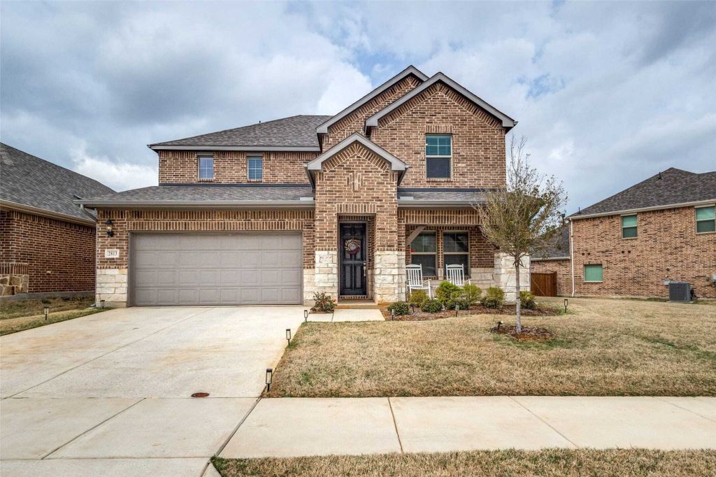 Property photo 1 of 25