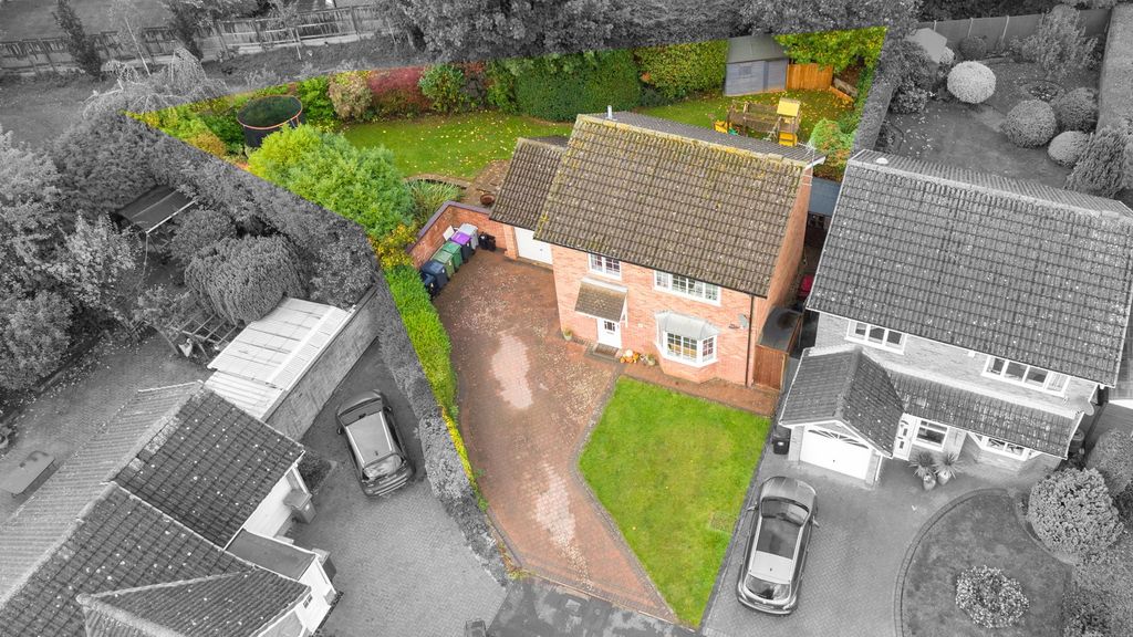 Property photo 2 of 24