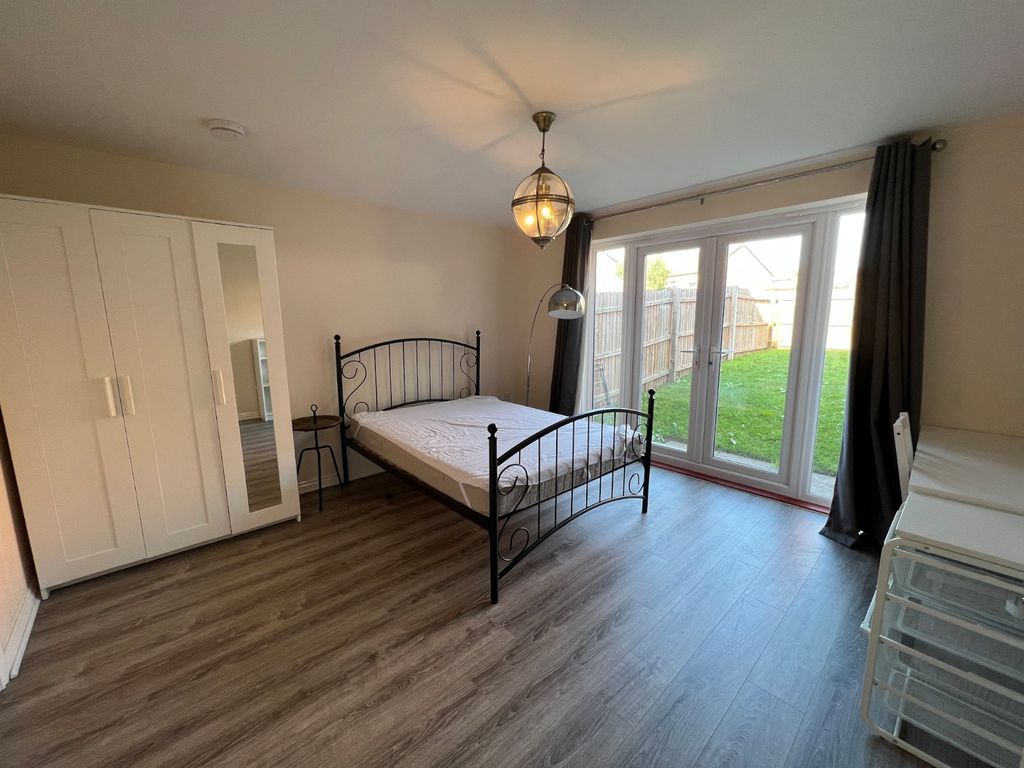 Property photo 3 of 22 Picture No. 03