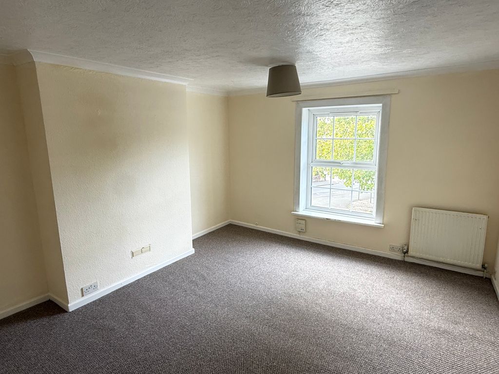 Property photo 2 of 9 Bedroom 1