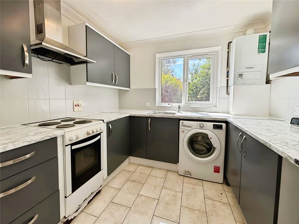 Property photo 3 of 12 Picture No. 12