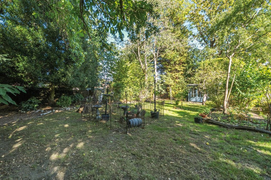 Property photo 3 of 40 Picture No. 22