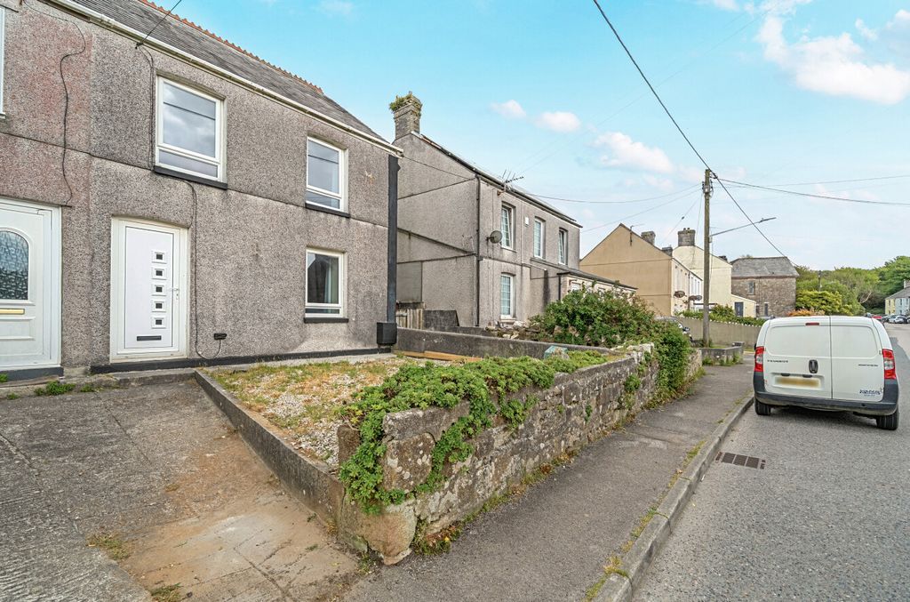 Property photo 2 of 18 2 - 1439799-17-69F0d1...