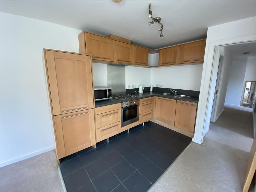 Property photo 2 of 9 Living/ Kitchen / Diner