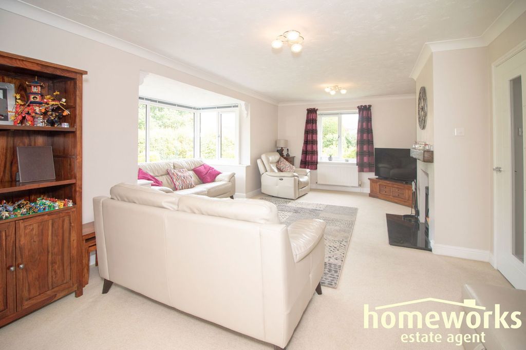 Additional image 6 of 4 bed detached house for saleGreenfields Road, Dereham NR20