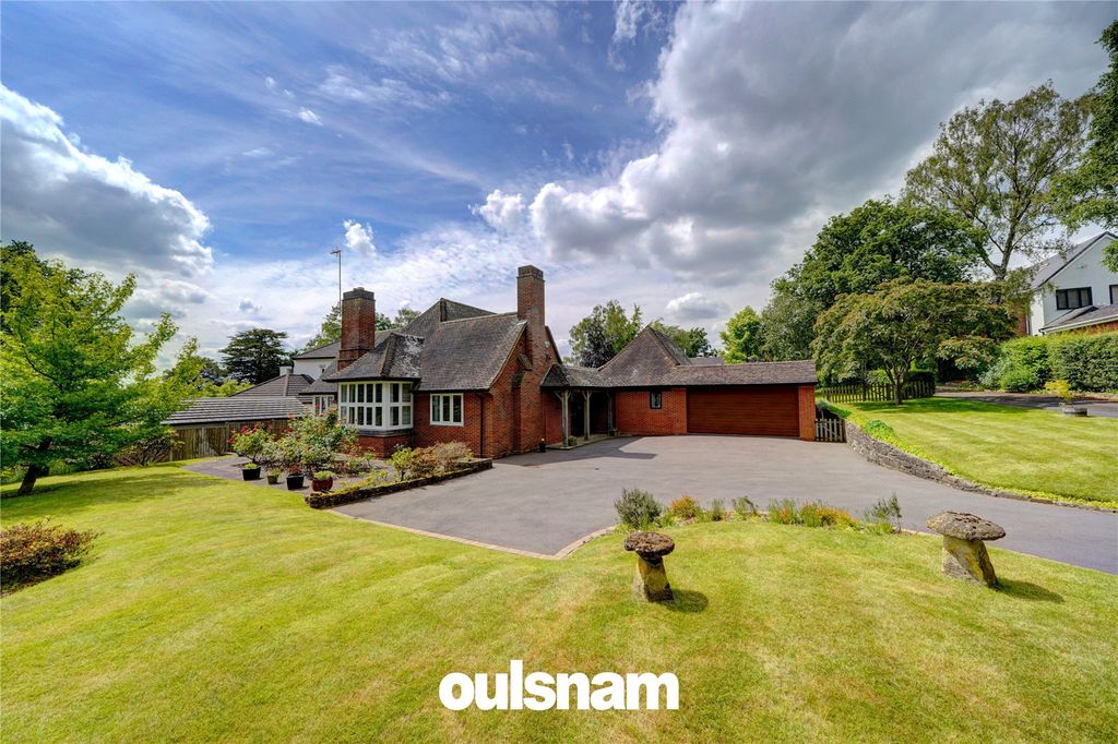 Property photo 1 of 34 Picture No. 18