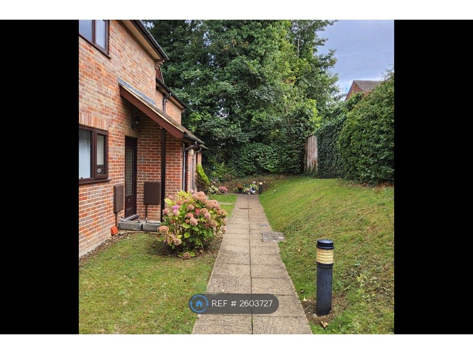 Property photo 3 of 12