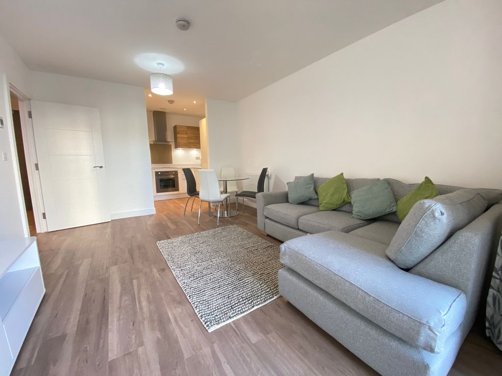 Property photo 1 of 9 Photo 7