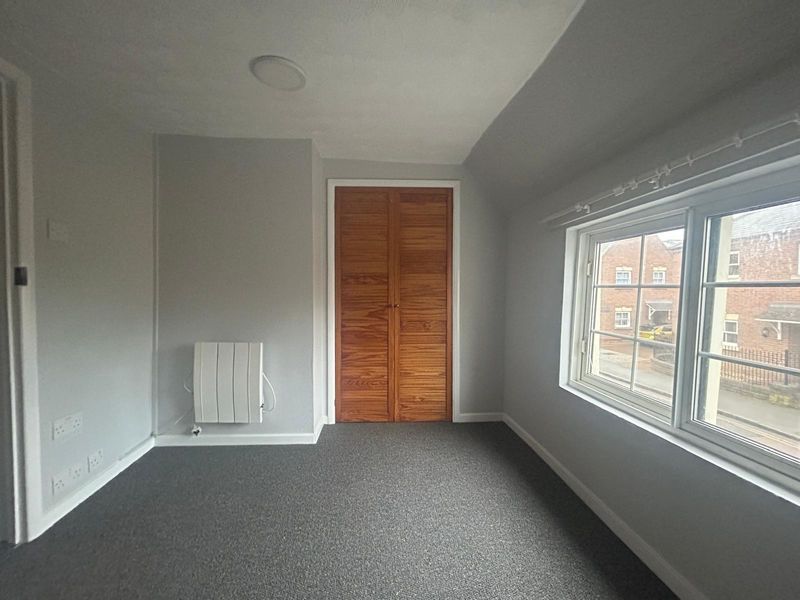 Property photo 3 of 5 Photo 4